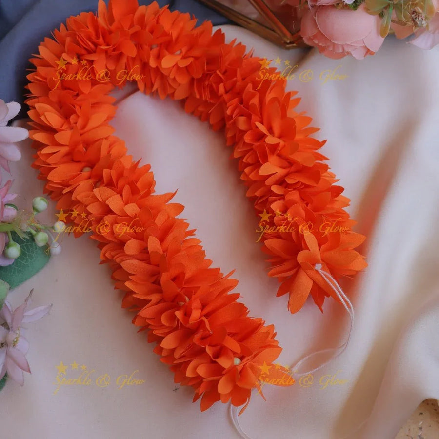 Beautiful Handmade artificial kanakambaram strand, Gajra - Sparkle and Glow