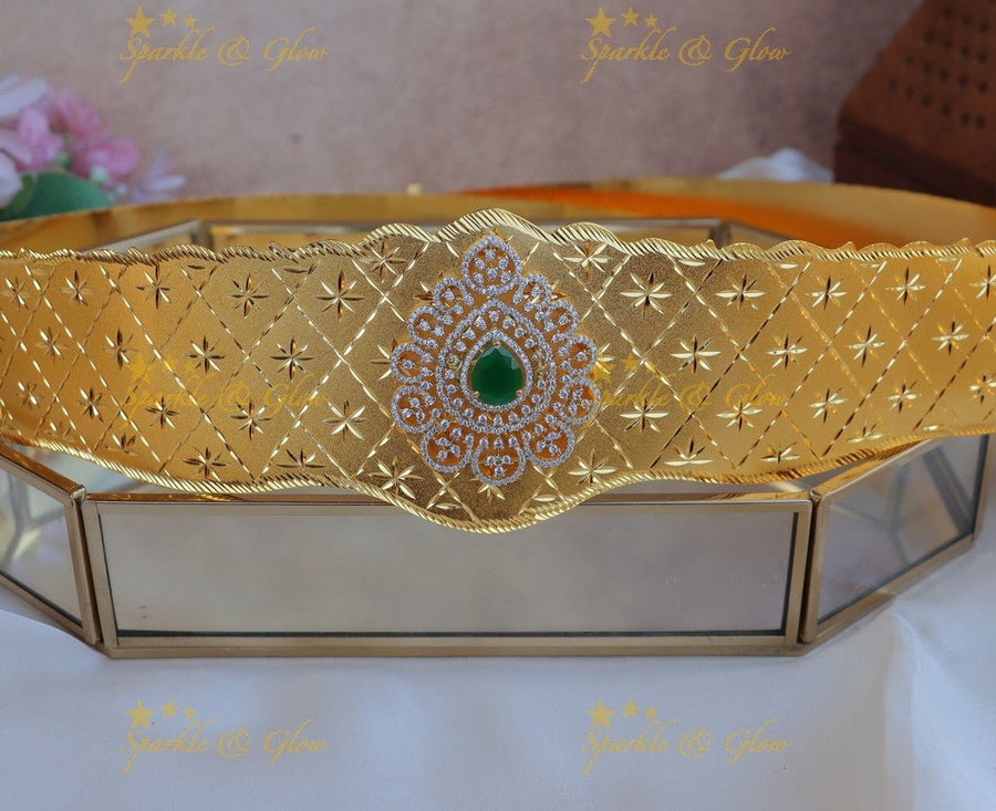 Gracious Mango Floral pendant carved AD plain Hipbelt-Green - Sparkle and Glow