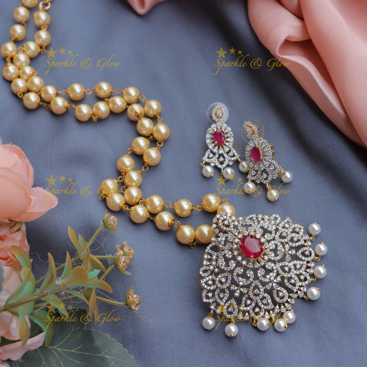 Gracious GJ polish Mango Floral pendant chain with pearls-Green