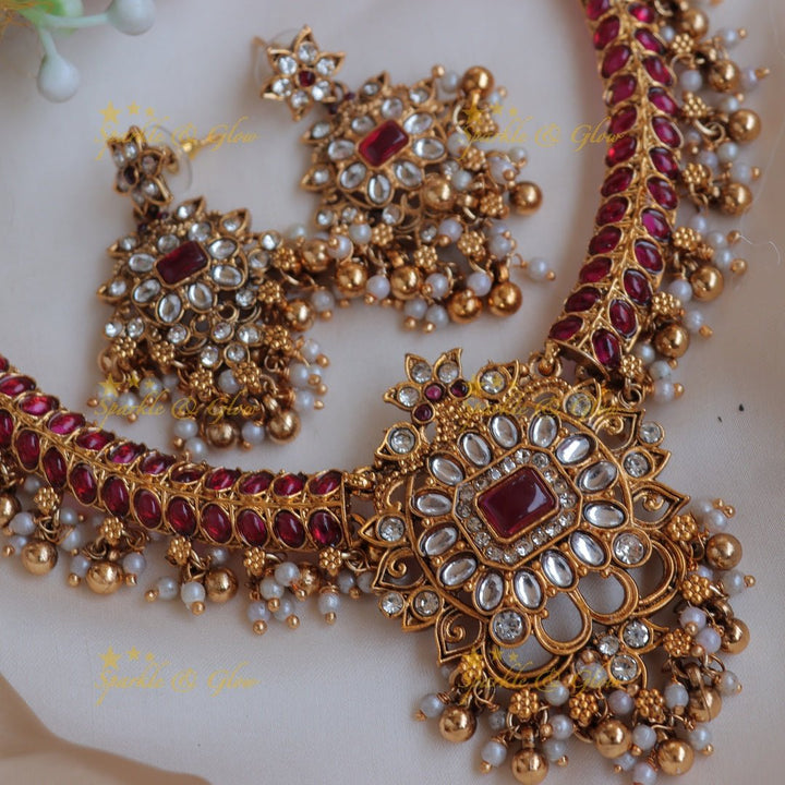 Grand Floral pendant carved Kemp Hasli short necklace - Sparkle and Glow - Kemp - 