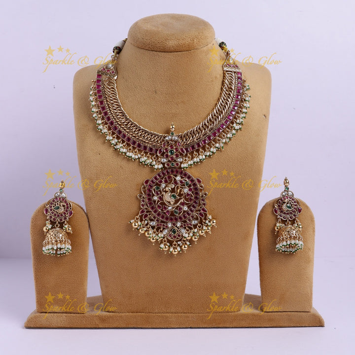 Stunning Peacock Floral Kemp jalebi design short necklace