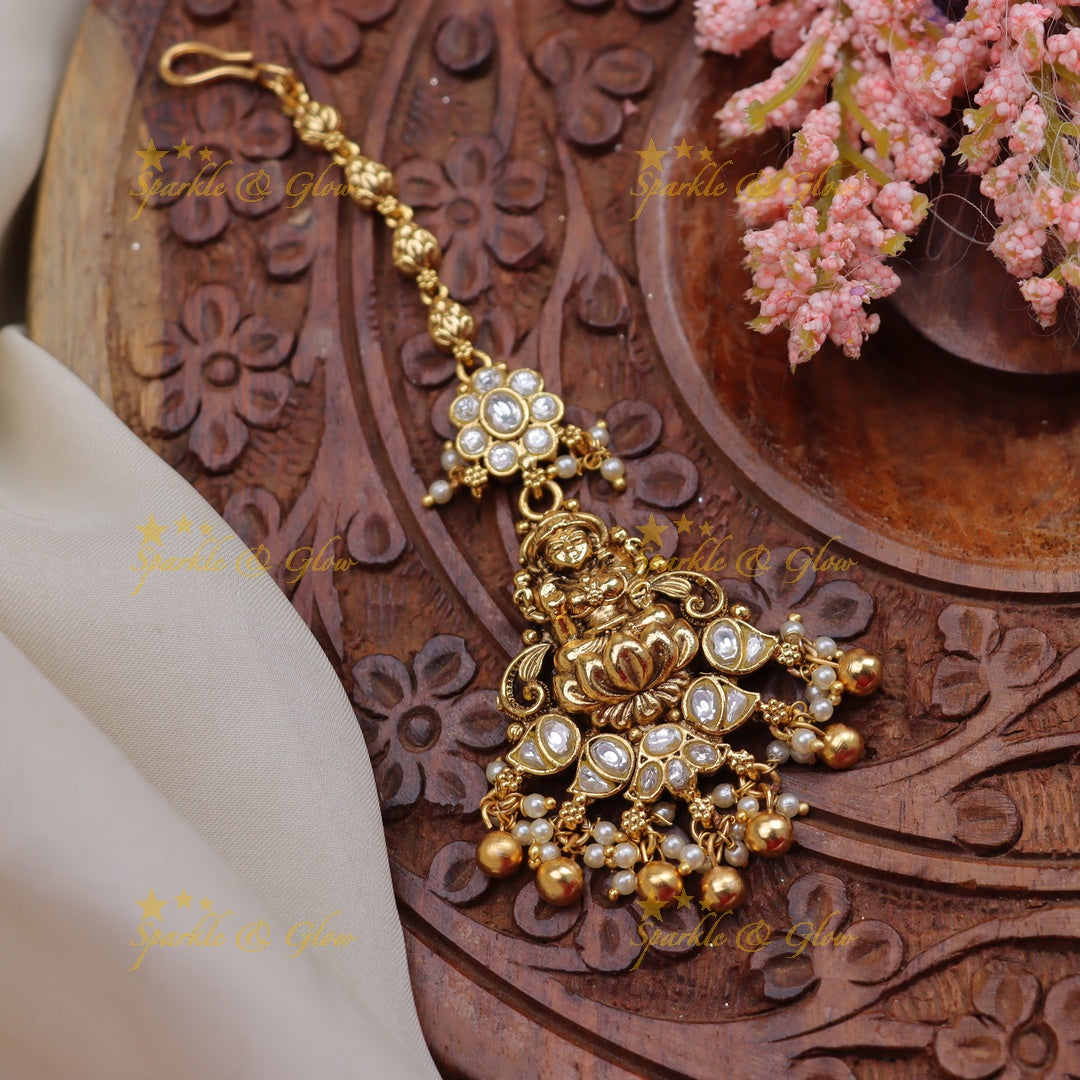 Stunning Jadau Antique Temple Maang Tikka with Kundan & Lakshmi Motif
