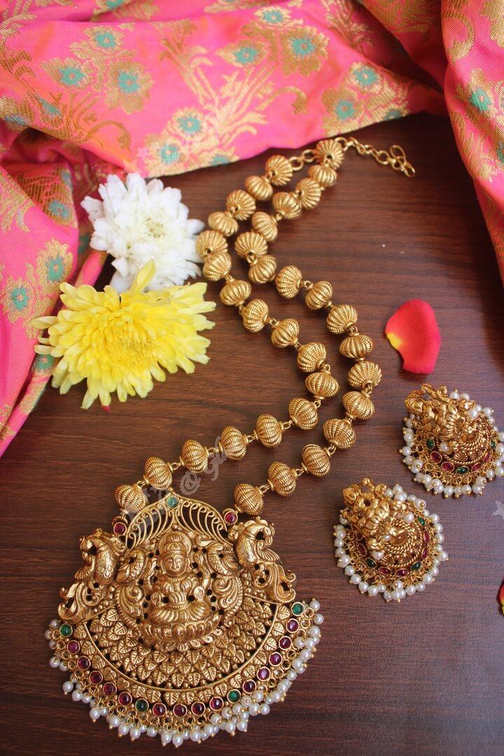 Gold alike polished lakshmi long necklace - Ruby Green - Sparkle and Glow