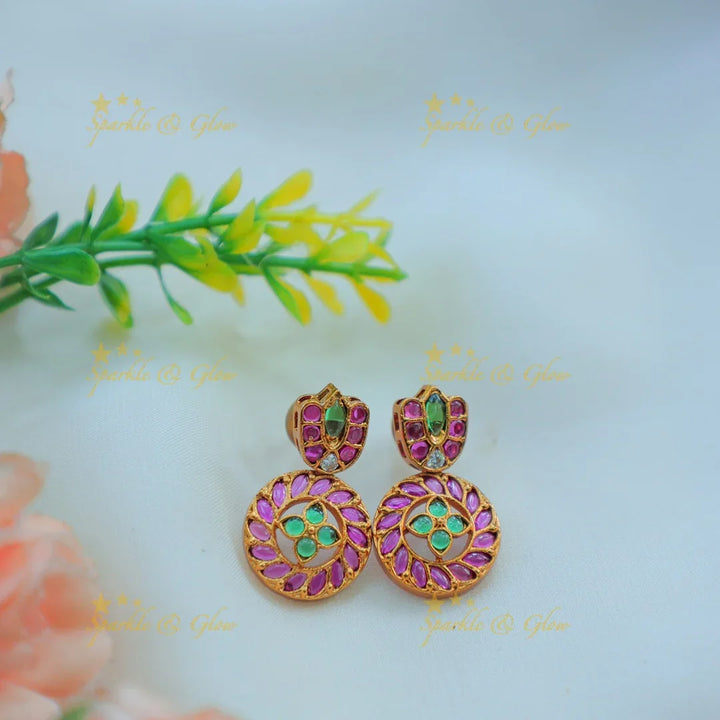 Elegant Antique Gold alike Floral Kemp Coin Necklace Set with Stud Earrings - Sparkle and Glow