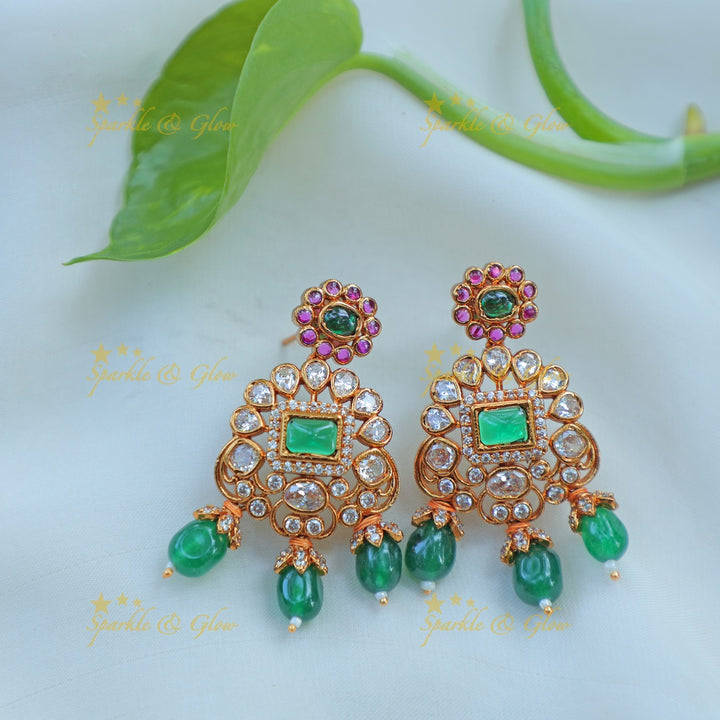 Stunning kemp Hasli Kanti Necklace Set with Green Drops & Peacock Motif
