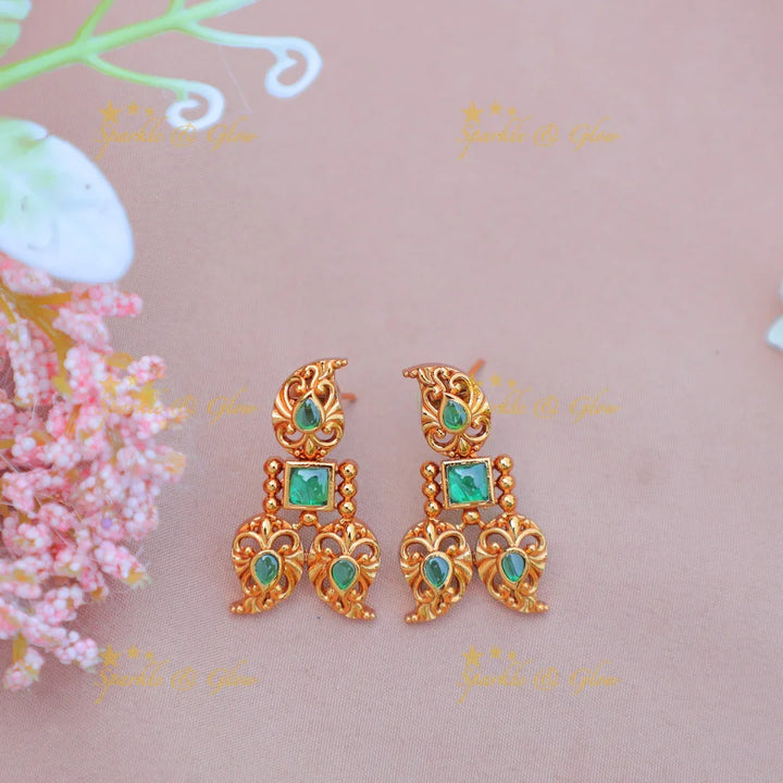Stunning Antique Matte Gold alike Square Floral Haram with Green Stones - Sparkle and Glow