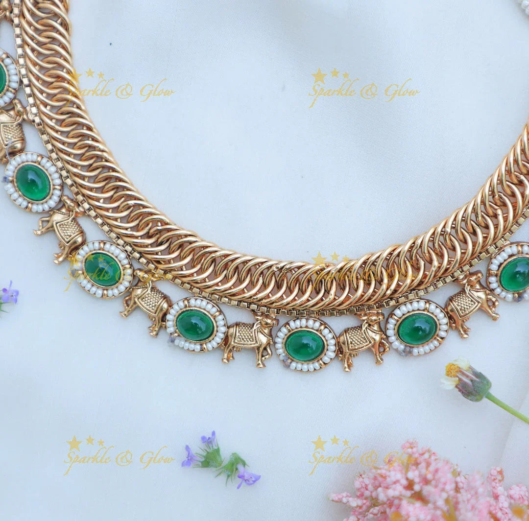 Stunning Jalebi style kemp stone cow design necklace - Sparkle and Glow
