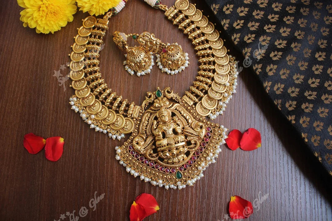 Gold alike polished nagas coin necklace wirh gold beads - Sparkle and Glow