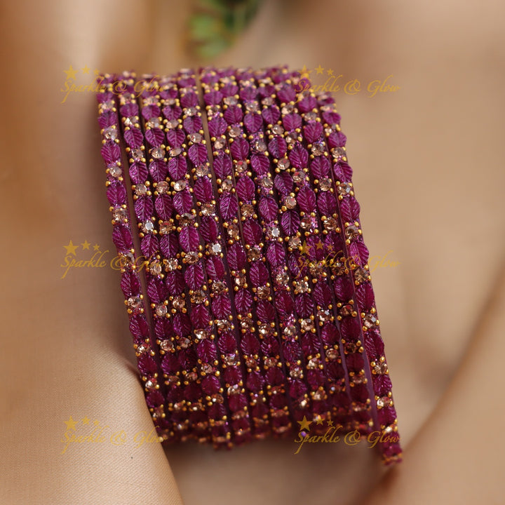 Elegant Leaf-Patterned Stone Glass Bangles Set
