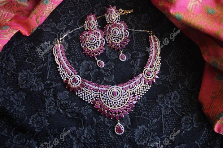 Two in one Kemp Adigai - Kemp - Nvarathna - Gold beads - Sparkle and Glow