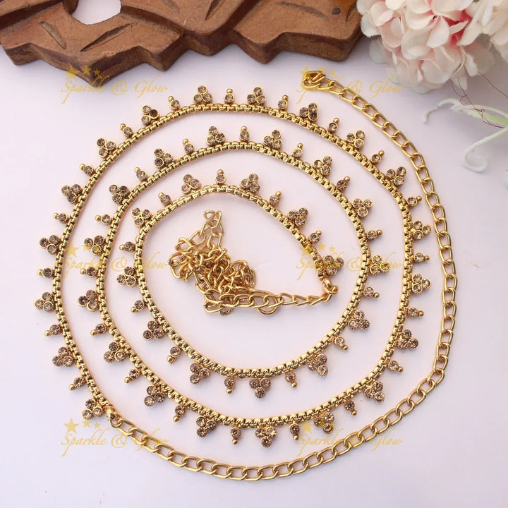 Traditional Thin Hipchain with Cluster Stone Danglers