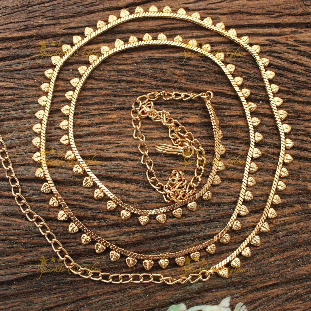 Gold alike Thin Hipchain with Embossed Leaf Motifs