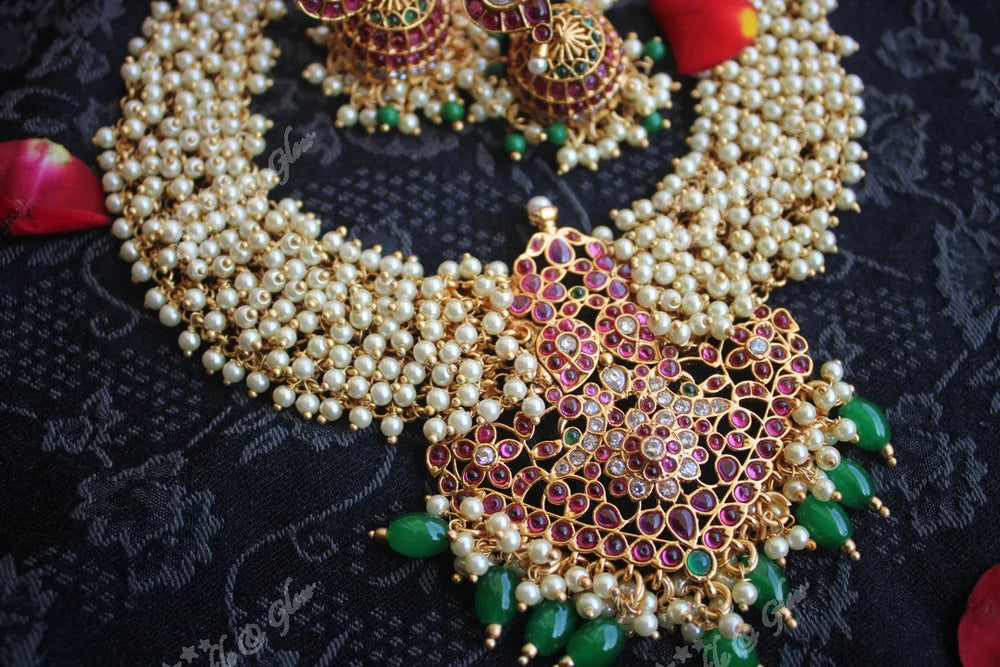 Gorgeous Pearl cluster kemp stones necklace - Kemp Green - Sparkle and Glow