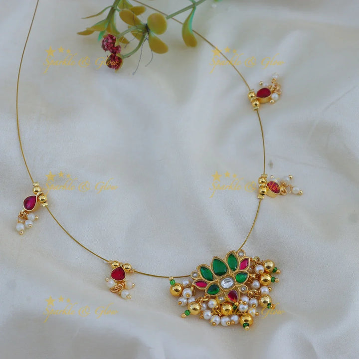 Grand Jadau Kundan Lotus Floral Invisible Short Necklace