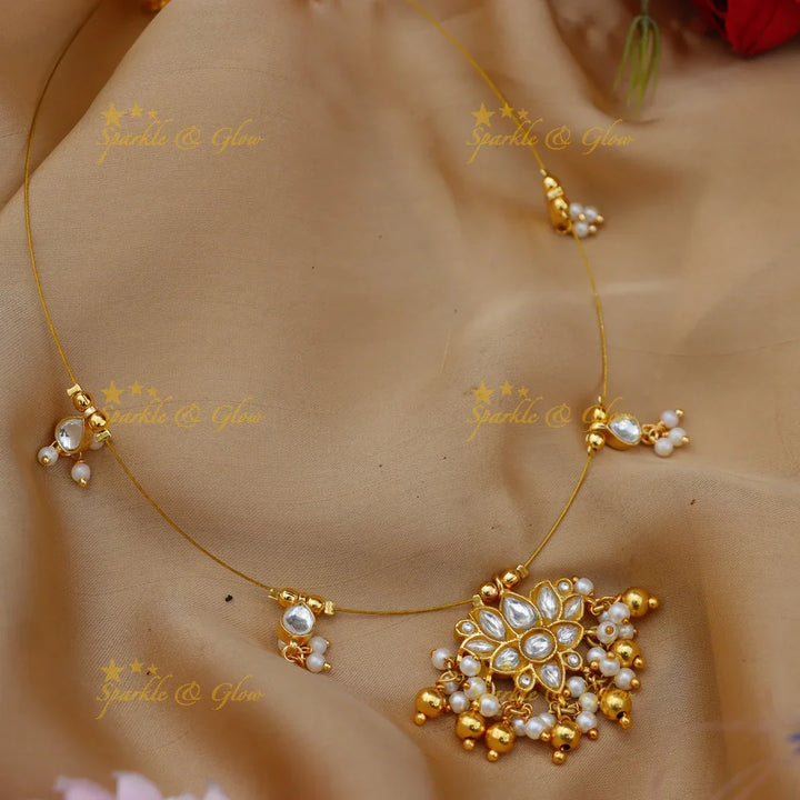 Grand Jadau Kundan Lotus Floral Invisible Short Necklace