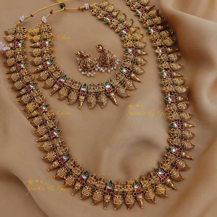 Stunning Budgeted Lakshmi Mango Carved Bridal Set