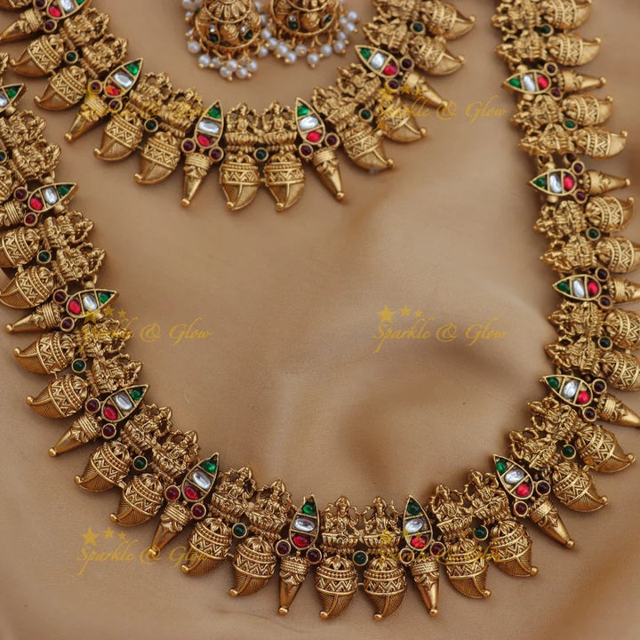 Stunning Budgeted Lakshmi Mango Carved Bridal Set