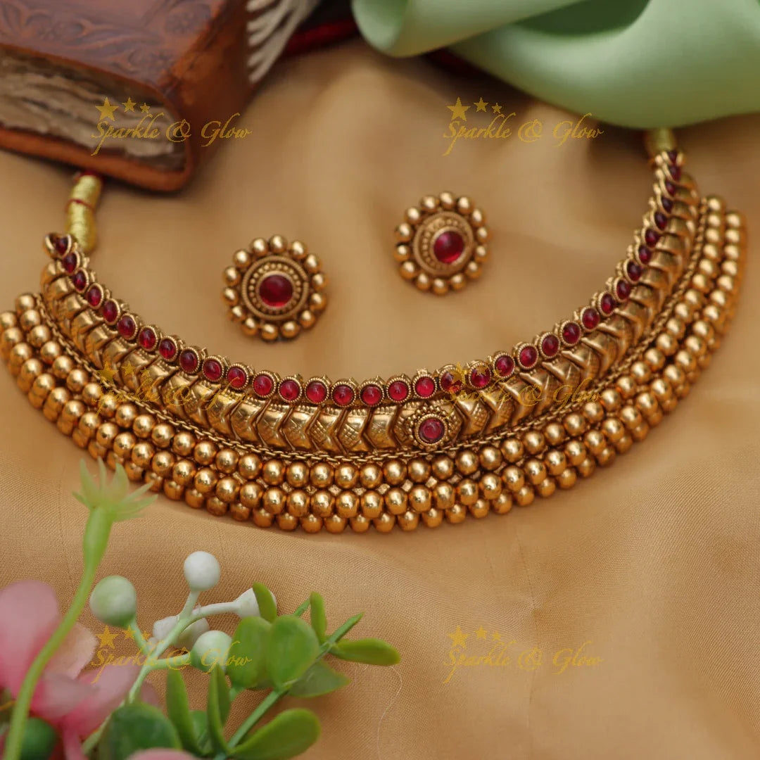 Stunning Gunguroo design Non idol Short Necklace