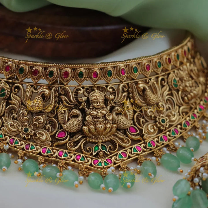 Exquisite Lakshmi Temple Choker Necklace: Divine Elegance
