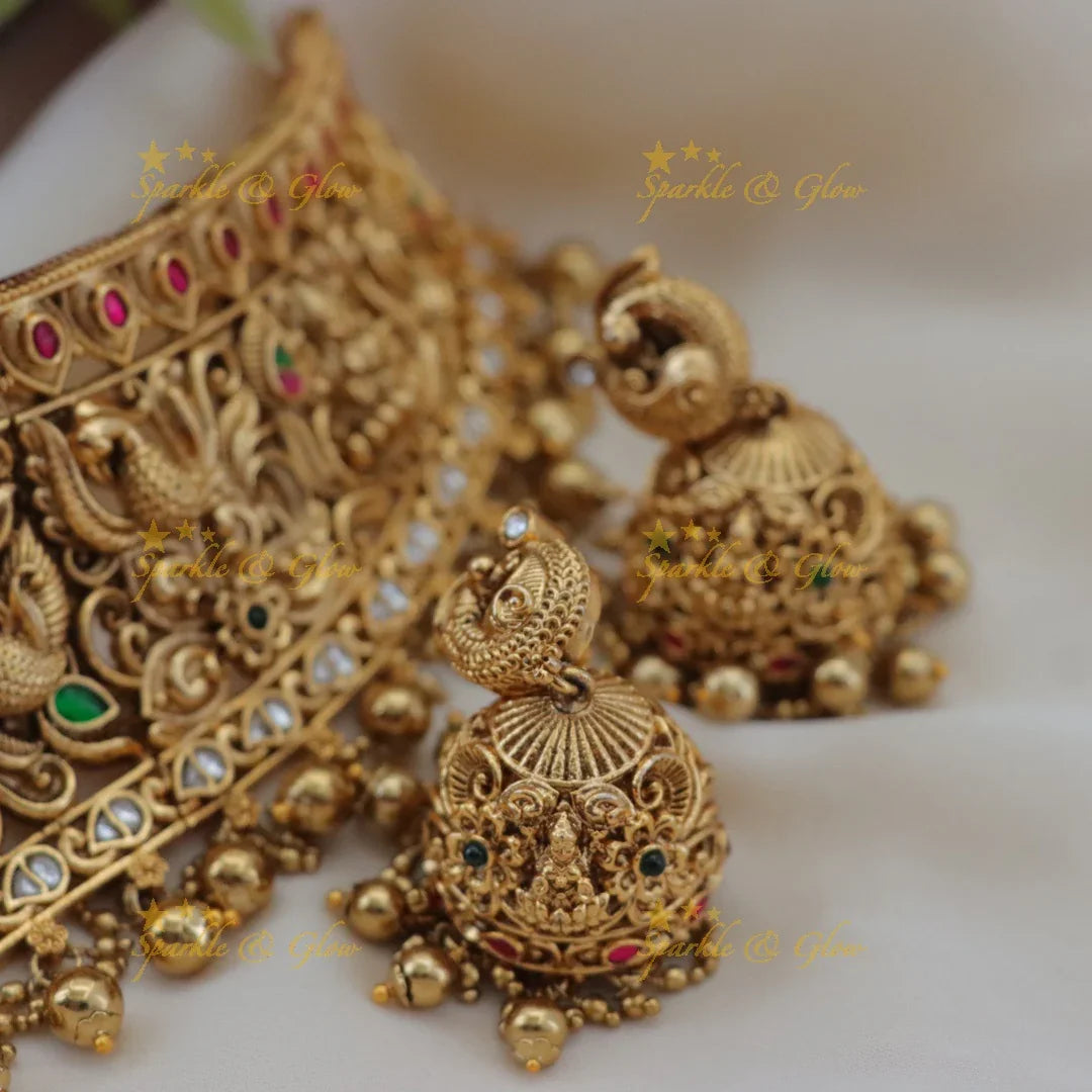 Exquisite Lakshmi Temple Choker Necklace: Divine Elegance