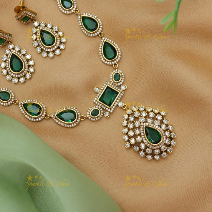 Victorian Green Bridal Necklace - Elegance Redefined