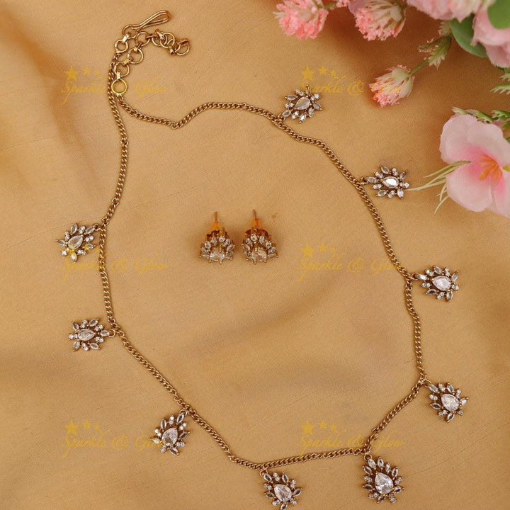 Exquisite Floral AD Necklace for Festive Glamour