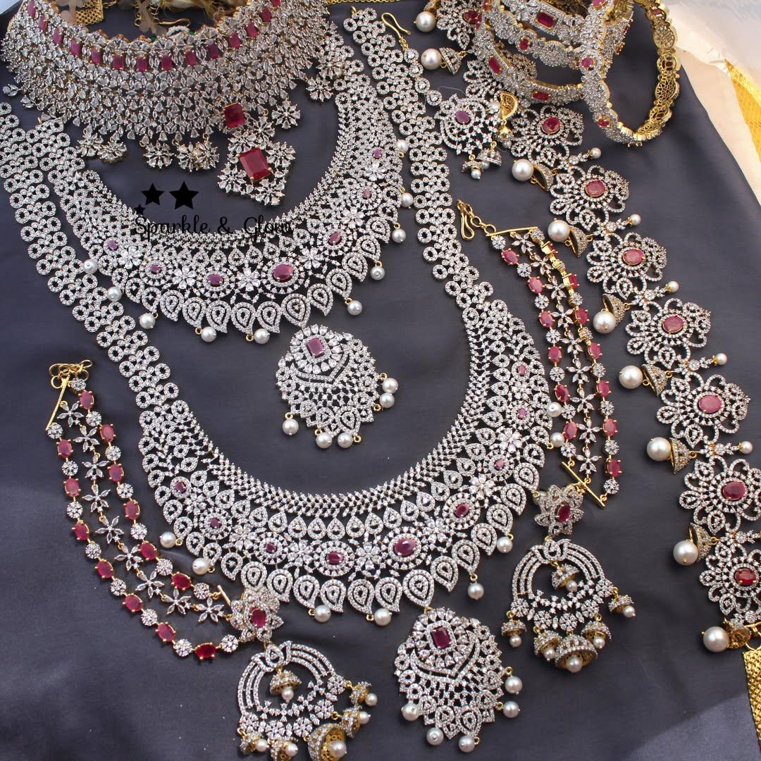 Radiant Gold Bridal Set with Mango Design - Perfect Elegance