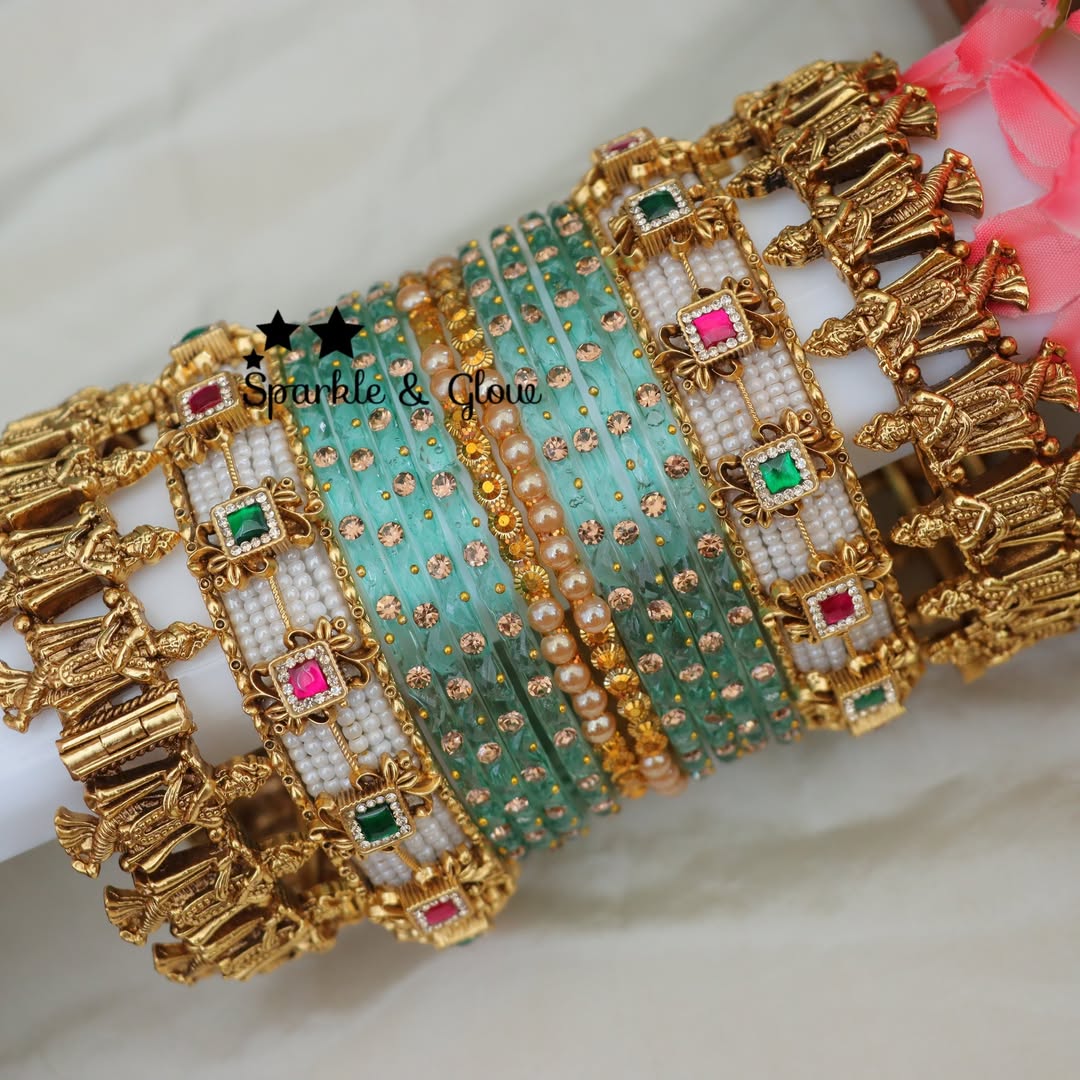 Exquisite Idol Flute Krishna Bridal Bangles Set