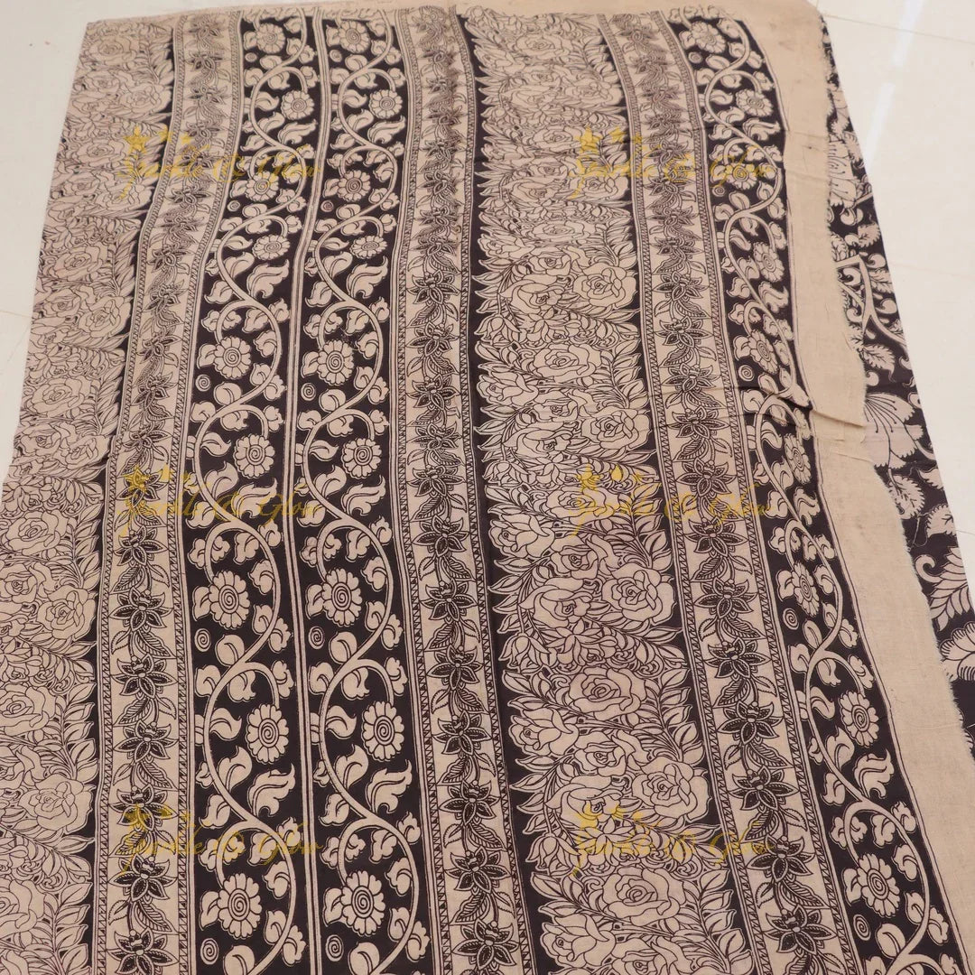 Elegant Kalamkari Saree with Exquisite Peacock Designs