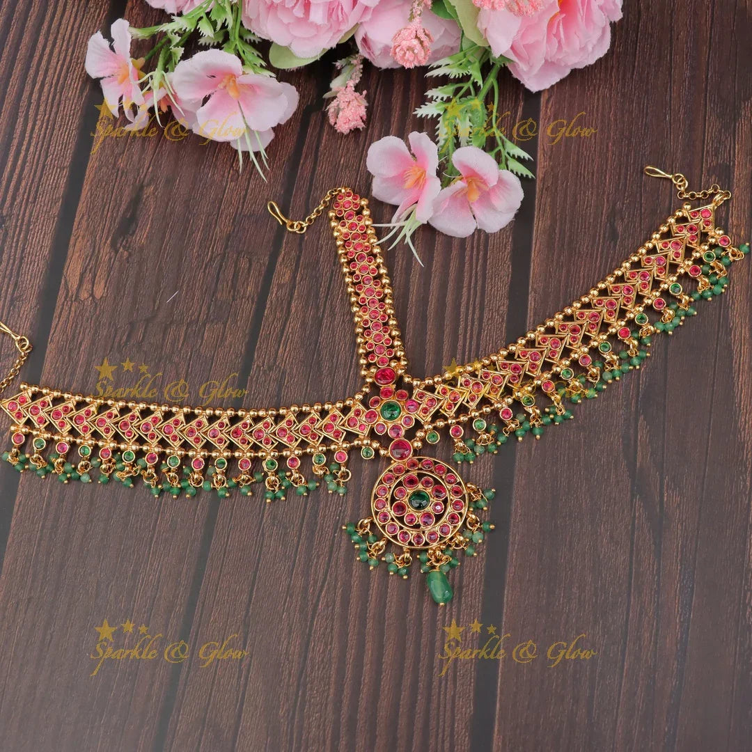 Exquisite Kemp Maang Tikka for Radiant Bridal Elegance