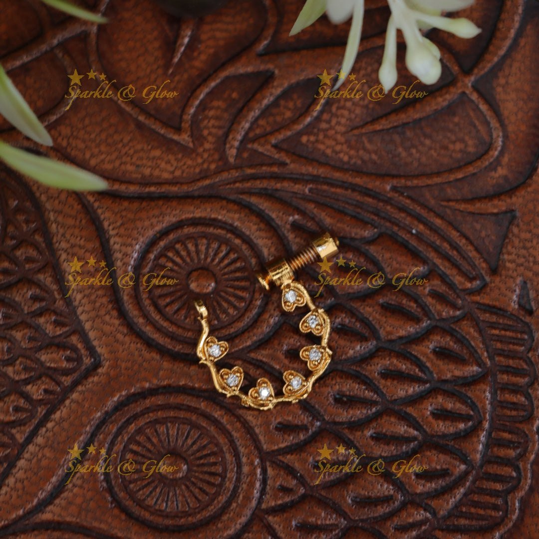Exquisite Heart Gold Nosepin for Special Occasions