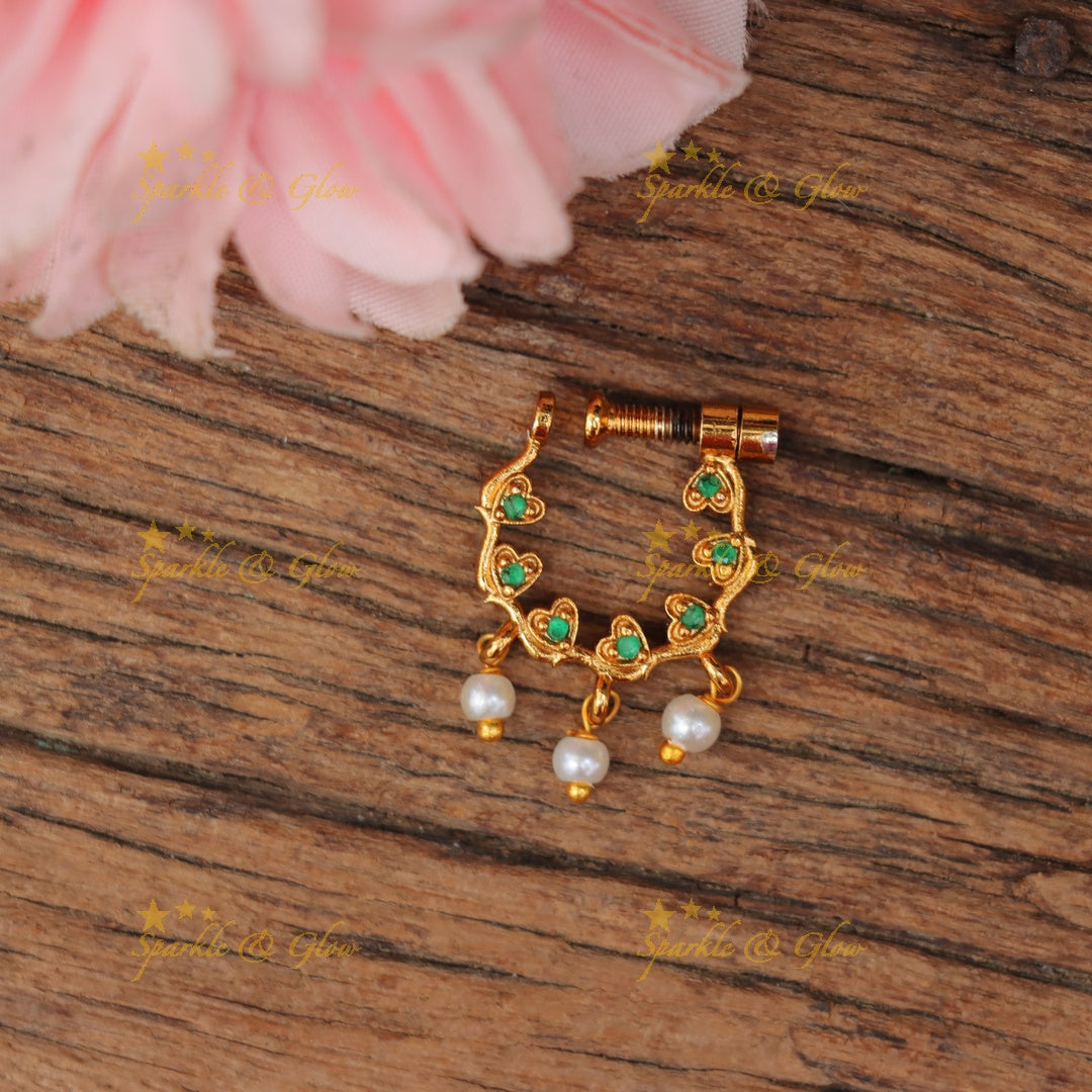 Exquisite Gold Pearl Heart Nosepin for Weddings