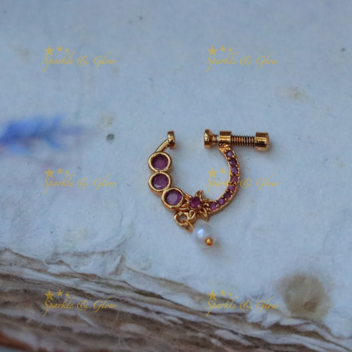 Elegant Floral Gold Nosepin for Versatile Styling
