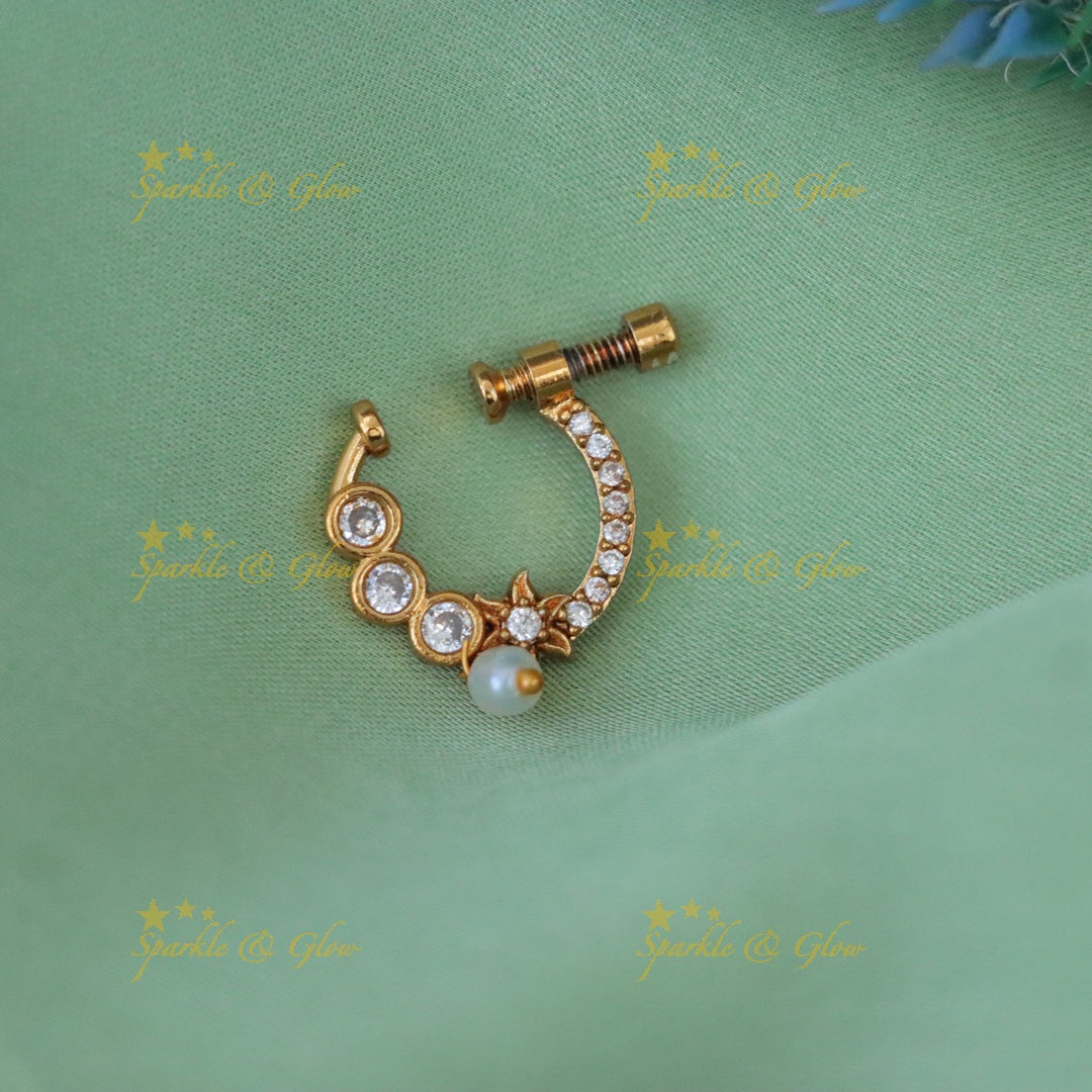 Elegant Floral Gold Nosepin for Versatile Styling