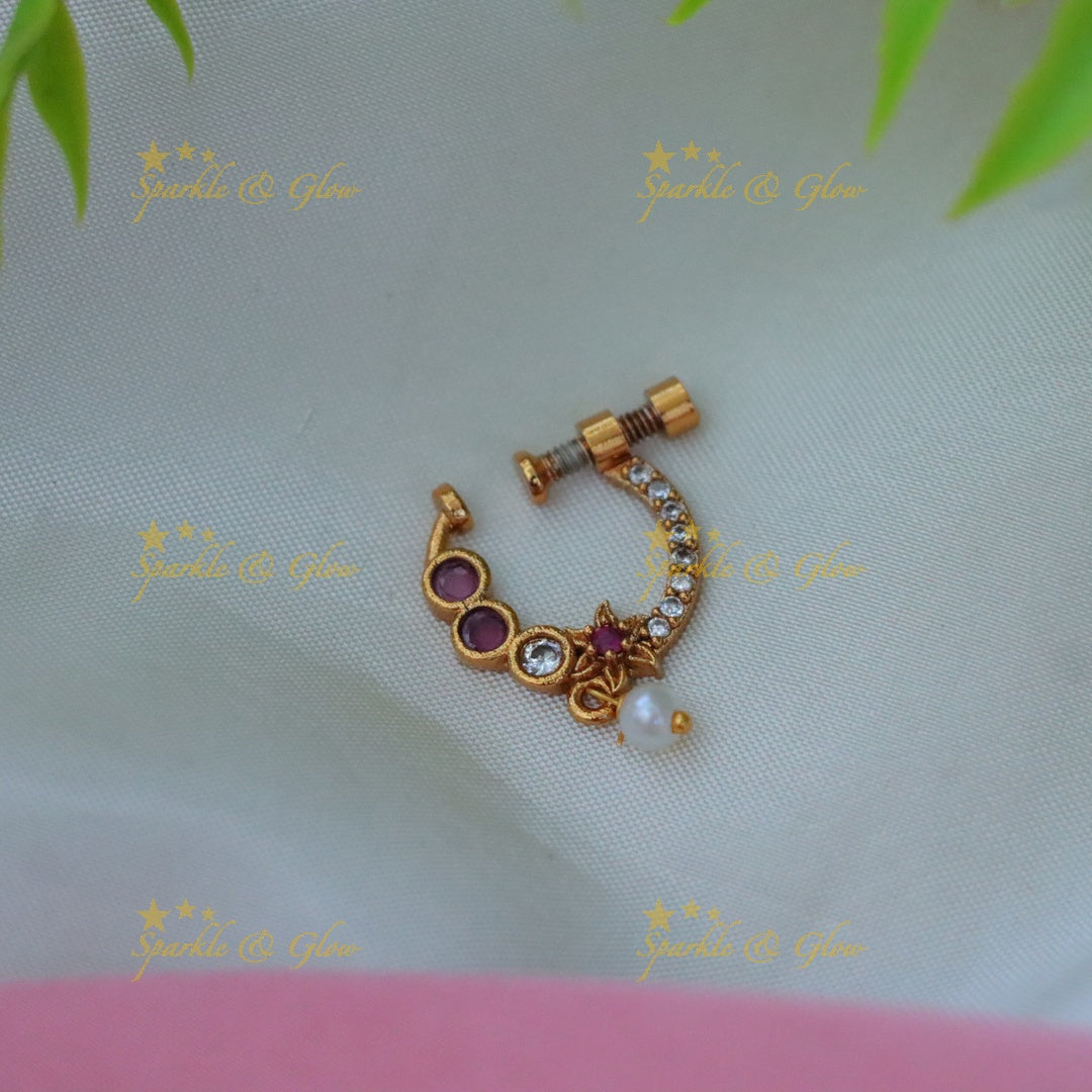 Elegant Floral Gold Nosepin for Versatile Styling