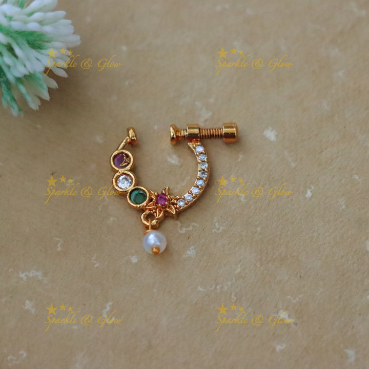 Elegant Floral Gold Nosepin for Versatile Styling