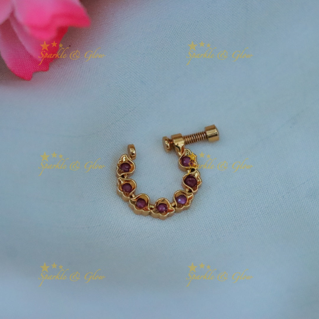 Exquisite Gold Heart Nosepin – Perfect for Festive Glamour