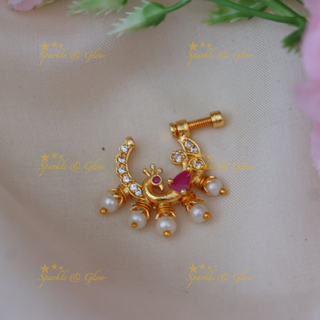 Exquisite Gold & Pearl Nosepin - Festive Elegance