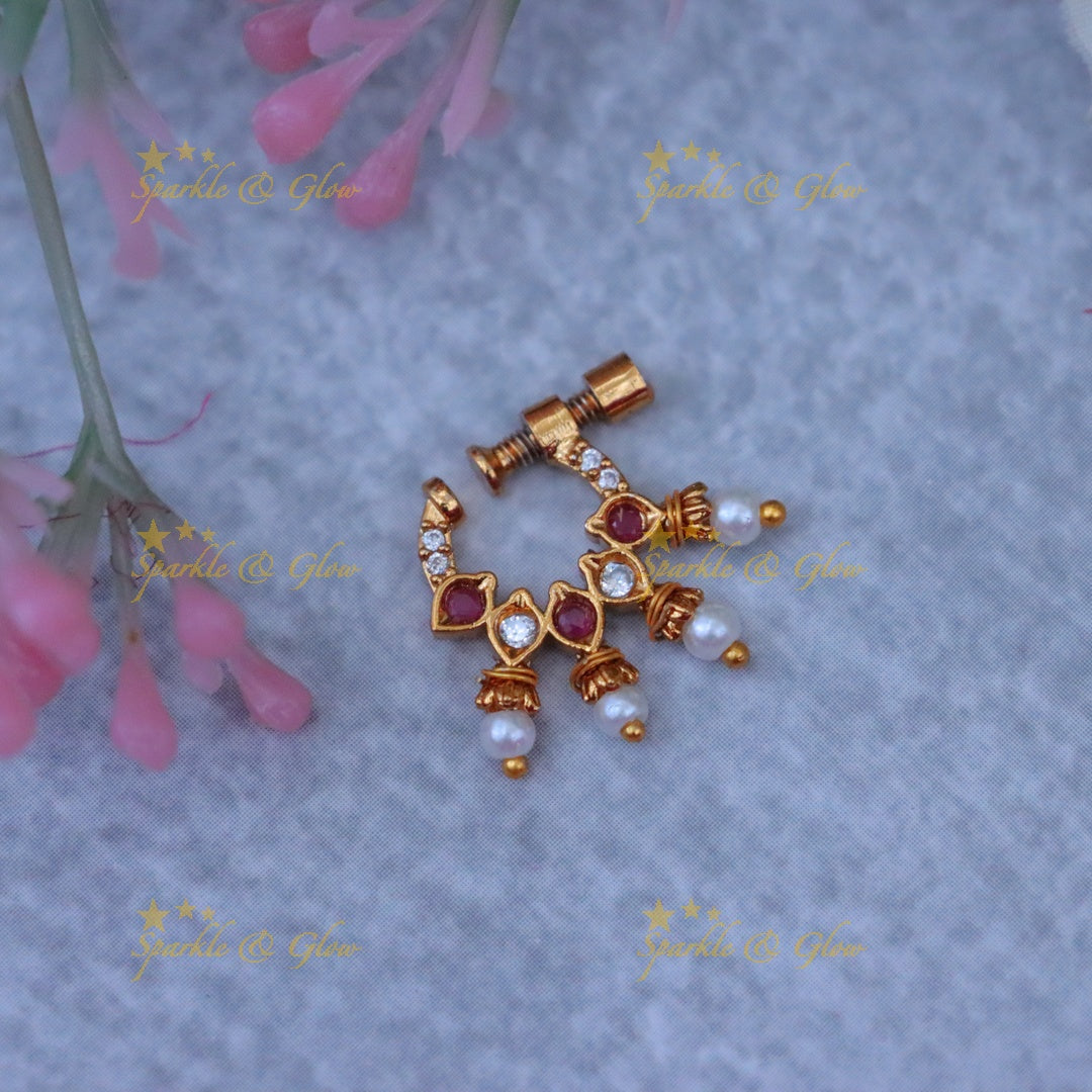 Elegant Gold & Pearl Nosepin for Exquisite Occasions