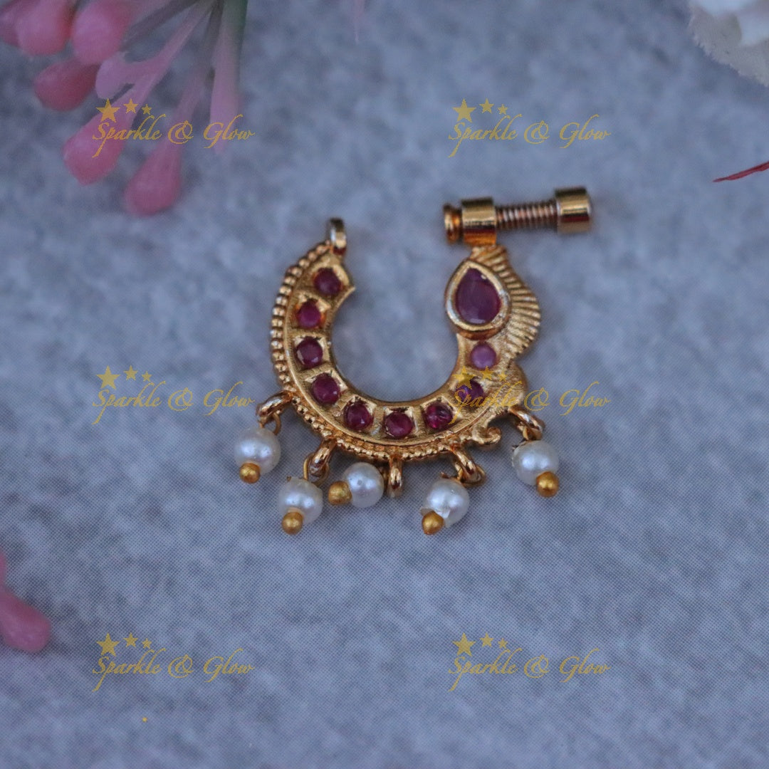 Exquisite Gold Leaf Festive Nosepin - Elegance Redefined