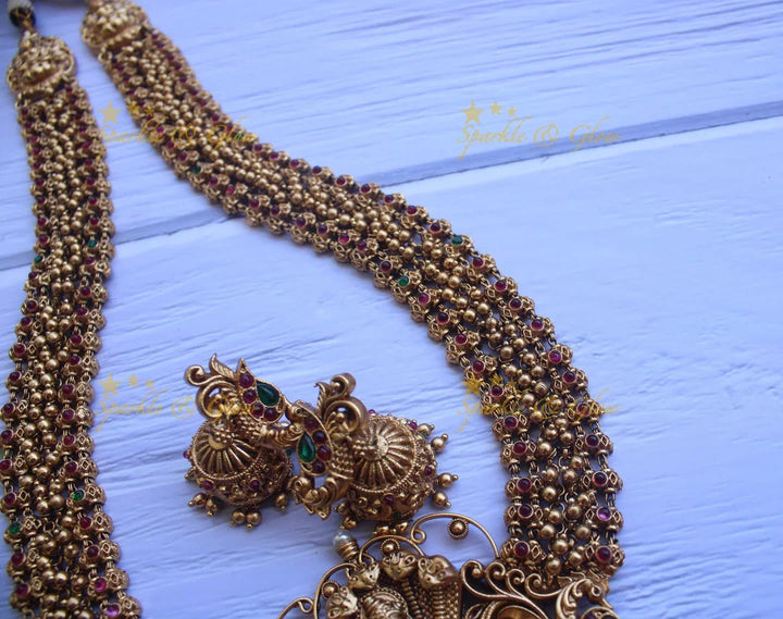 Gold alike cluster Krishna playing flute haram - Sparkle and Glow