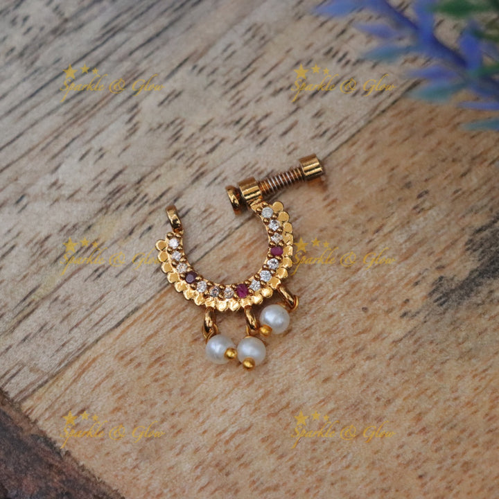 Exquisite Coin Stone Nosepin - Festive Elegance