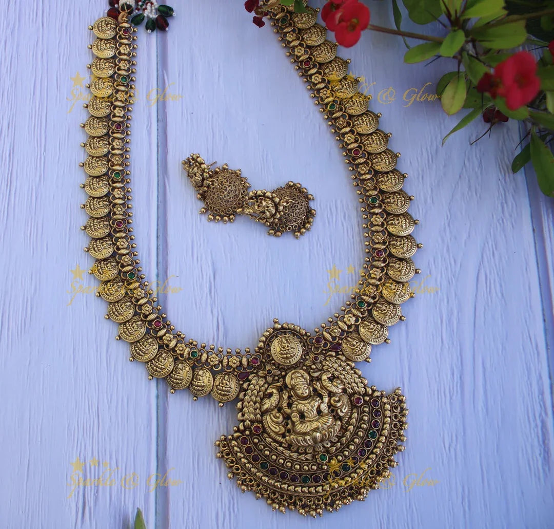 Gold alike Nagas coin haram - Kemp Pearl - Sparkle and Glow