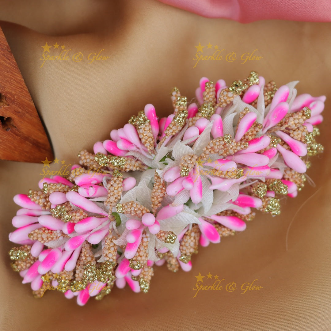 Enchanting Floral Gold Hairclip for Festive Glamour