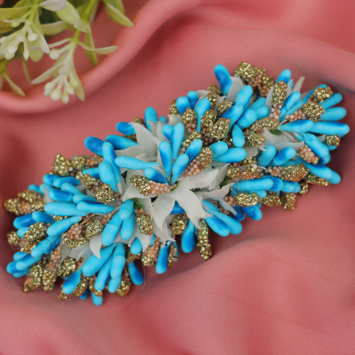 Enchanting Floral Gold Hairclip for Festive Glamour