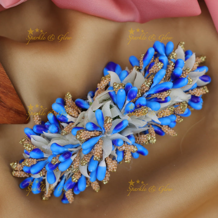 Enchanting Floral Gold Hairclip for Festive Glamour