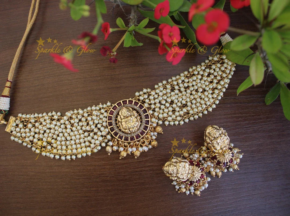 Gold cluster statement nagas choker - Sparkle and Glow