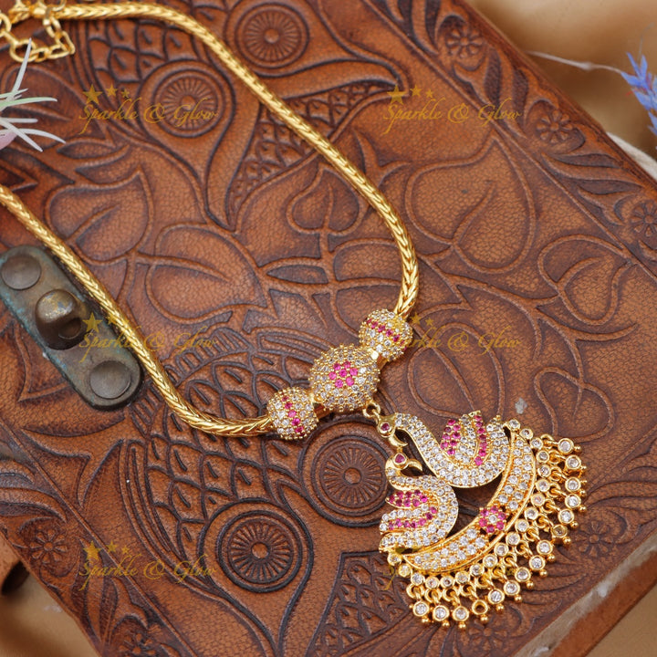 Exquisite Gold Peacock Necklace for Elegant Occasions
