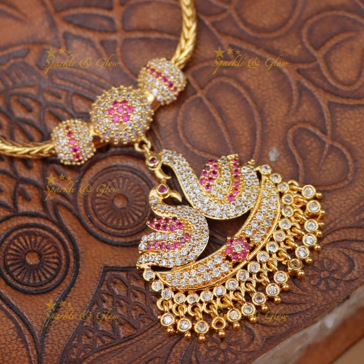 Exquisite Gold Peacock Necklace for Elegant Occasions