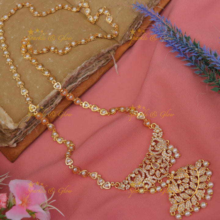 Exquisite Peacock Pendant Necklace for Grand Celebrations